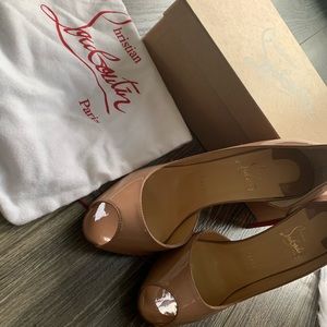Christian Louboutin Patent Nude- Never worn / New